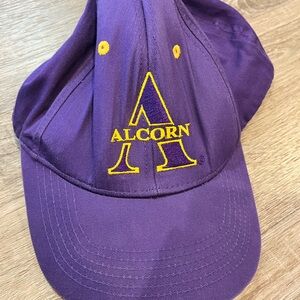 Acorn Purple Cap